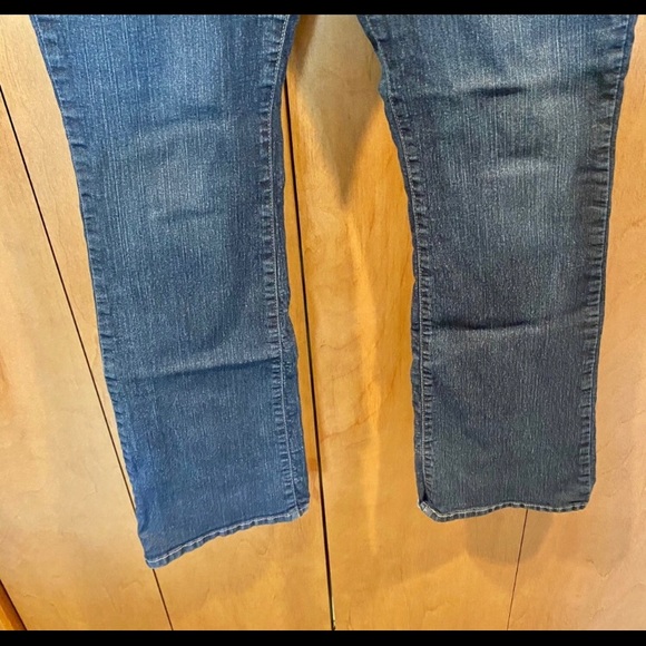 16 Long Levi’s Classic boot cut Jeans Medium wash - Picture 3 of 10